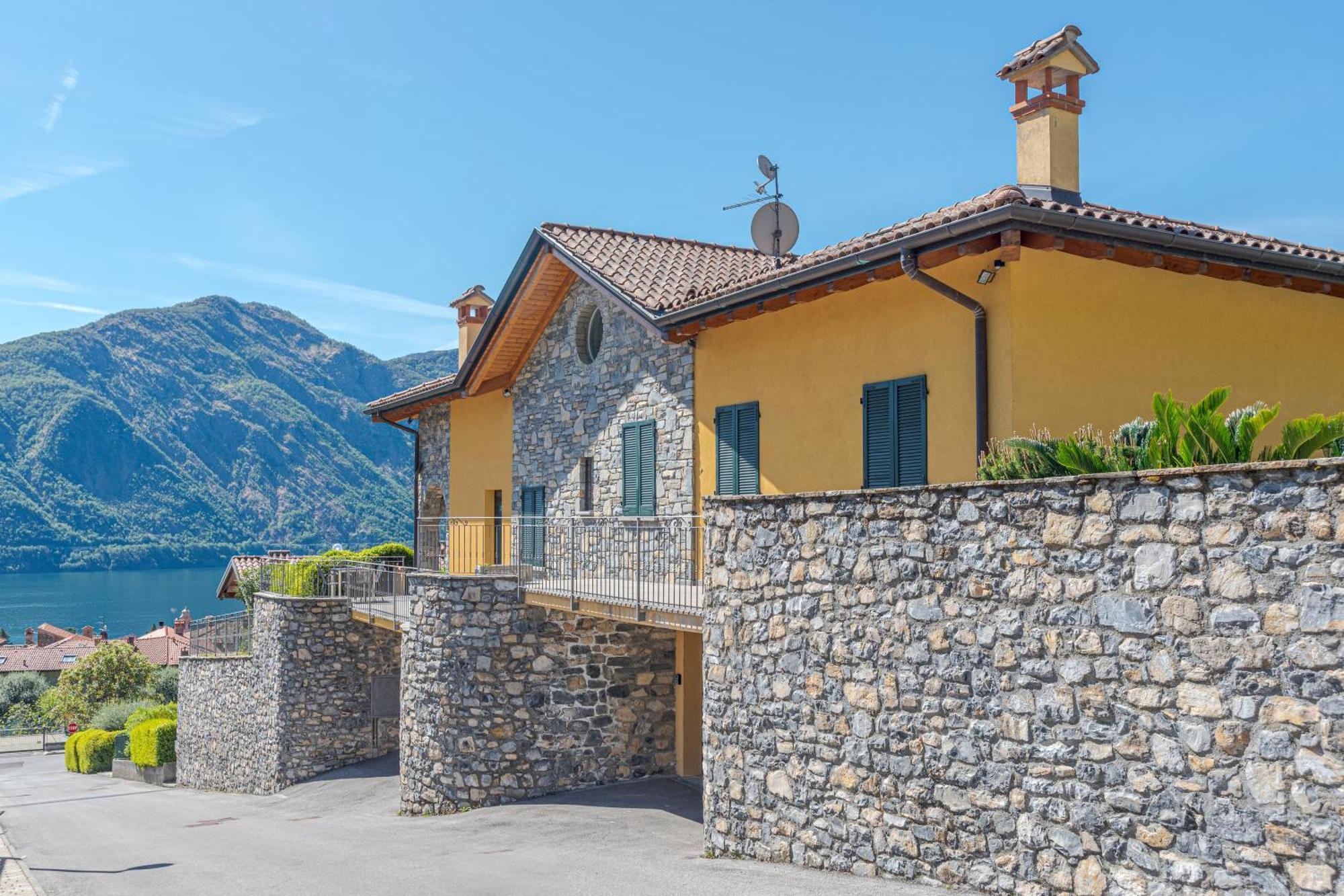 Villa Tremezzo Exterior photo