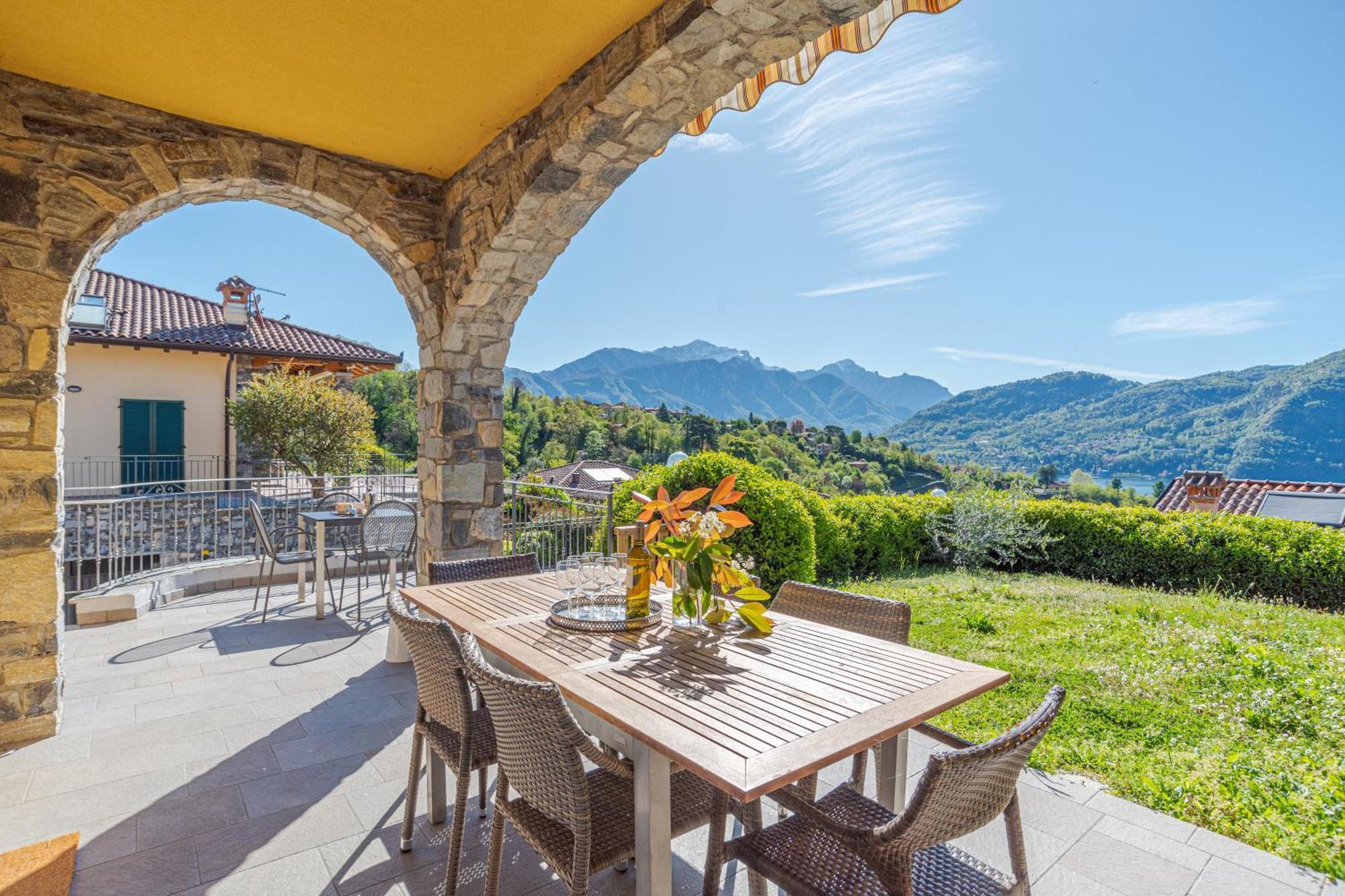 Villa Tremezzo Exterior photo